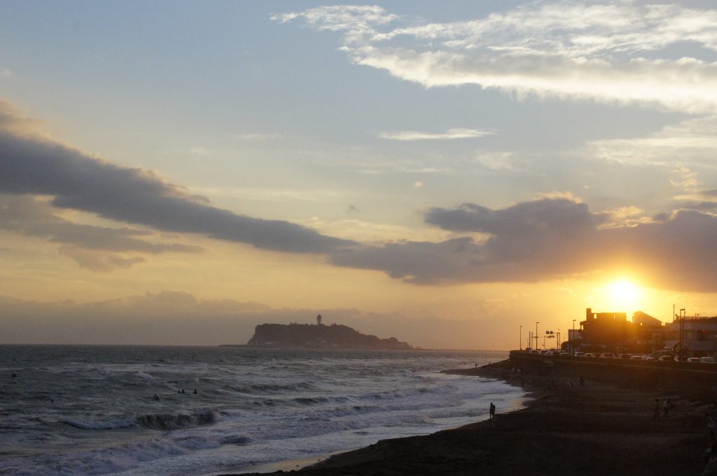 江ノ島と夕陽